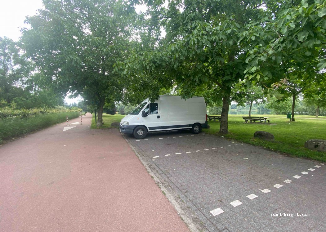 (5126 WB) Gilze - 27 Warande — foto 2