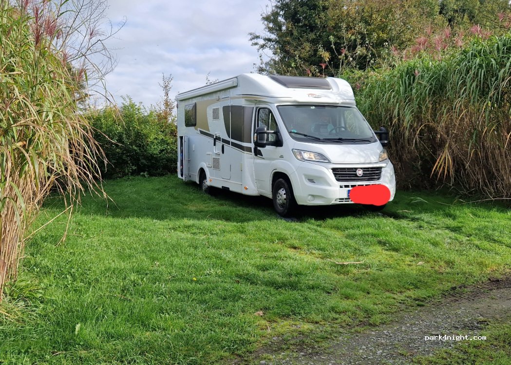 Aire de Camping-Cars de la Ferme du Clos Tessin — foto 5