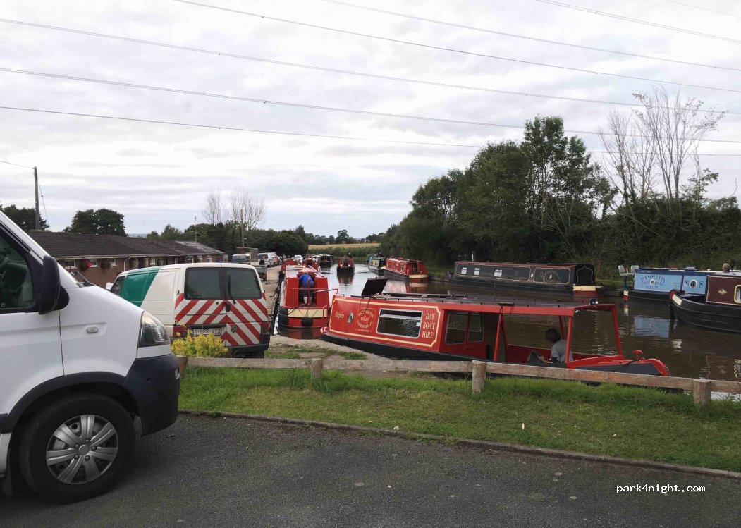 The Narrowboat Inn — foto