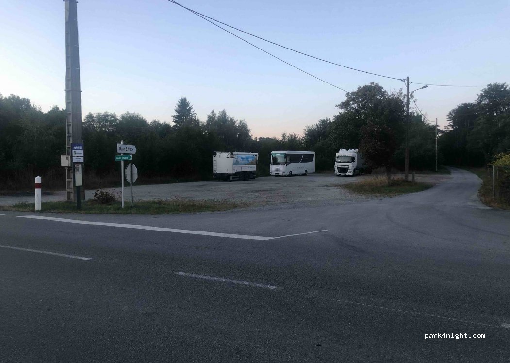 (23420) Mérinchal - 12 Létrade — foto 2