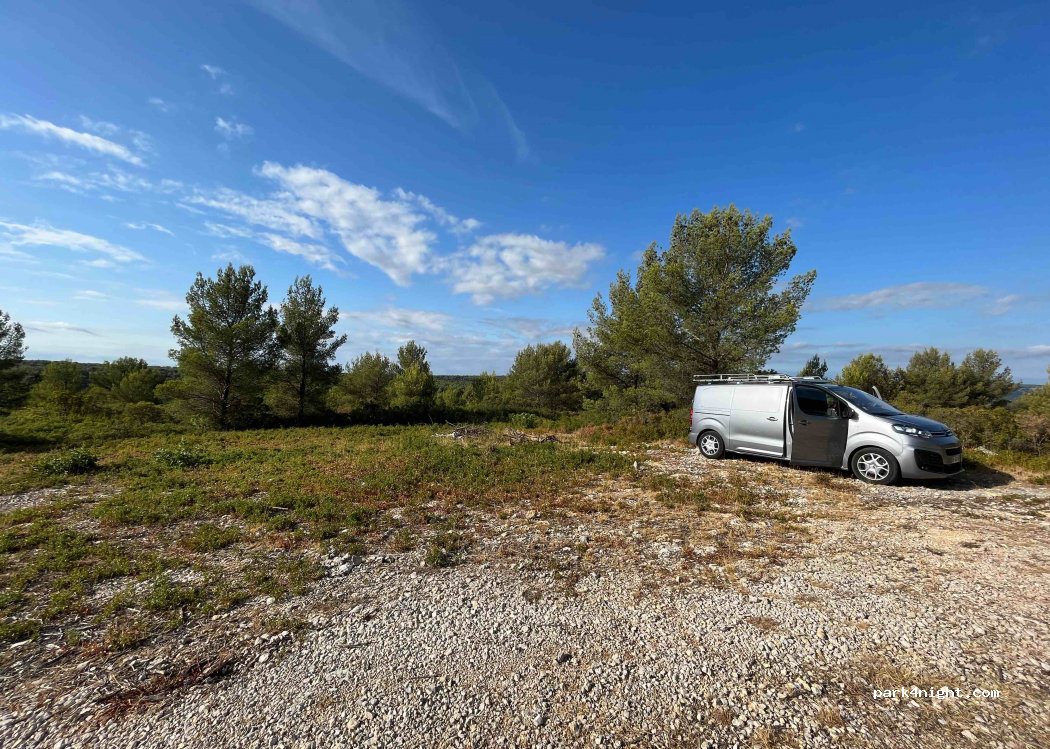 (13780) Cuges-les-Pins - D1 — foto 3
