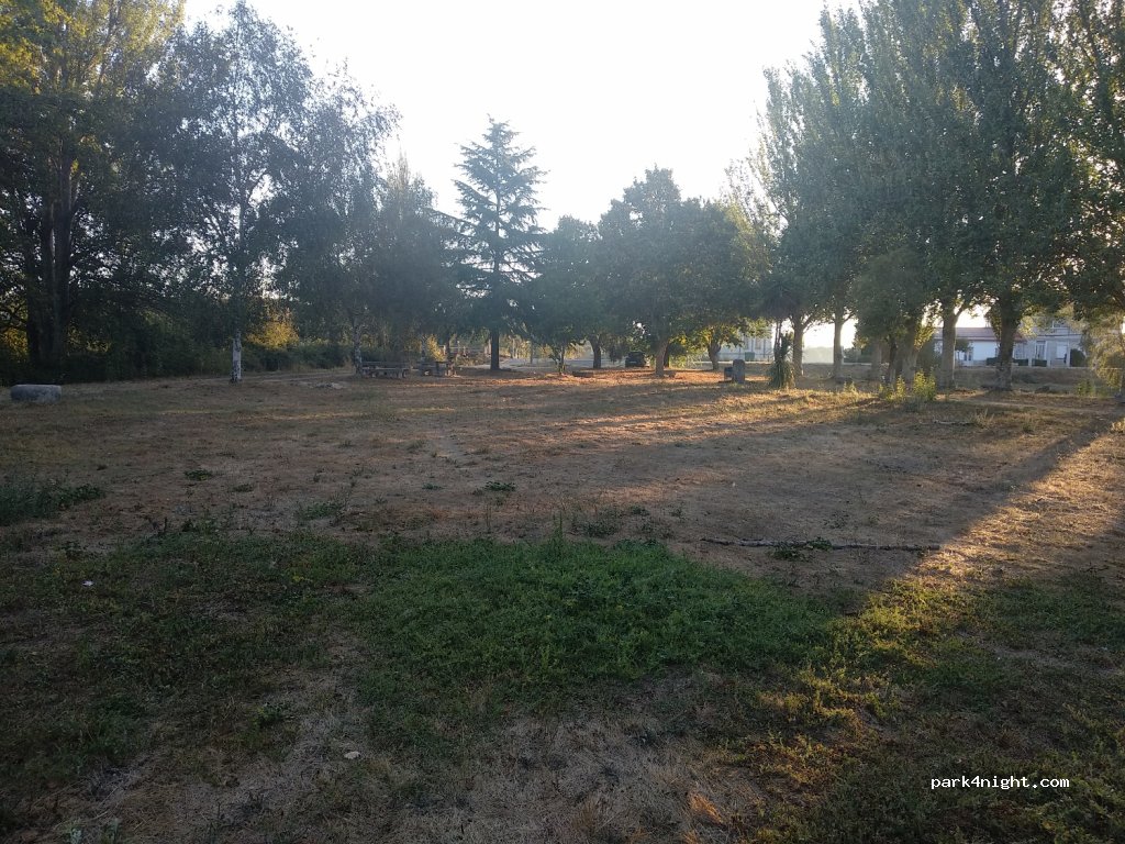 (32630) Ginzo de Limia - 9 Avenida de Portugal — foto 2