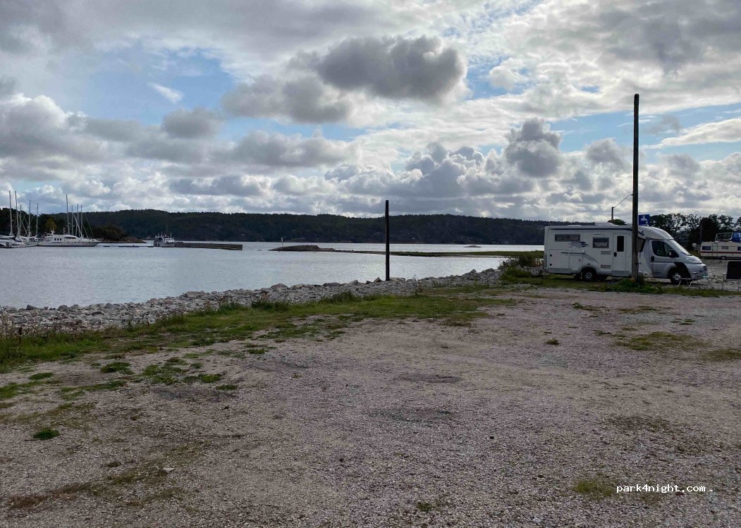 (1747)  - 354 Ullerøyveien — foto 2