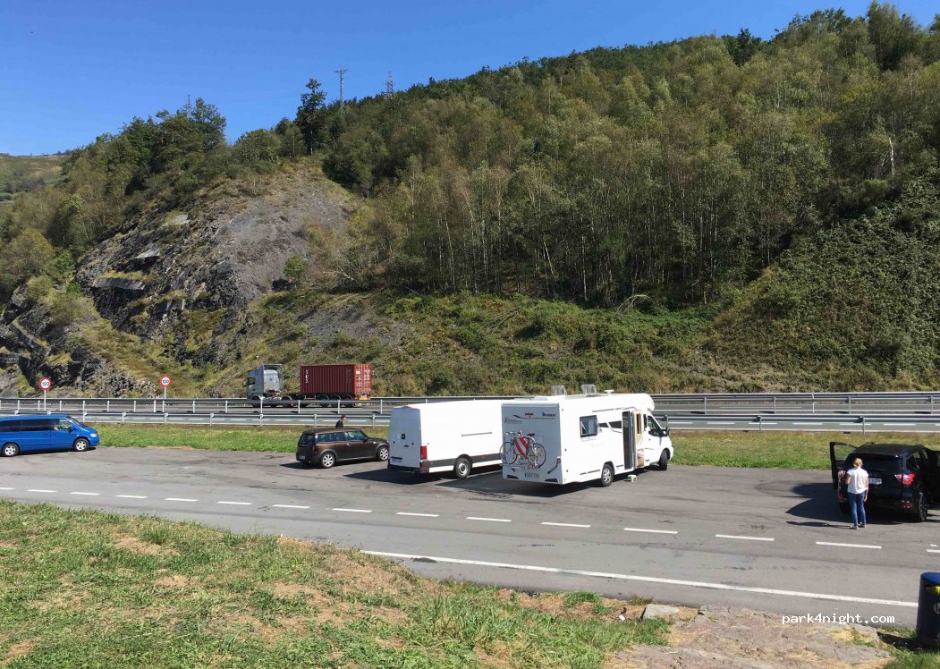 (33693) Lena - Autopista Ruta de la Plata — foto 2