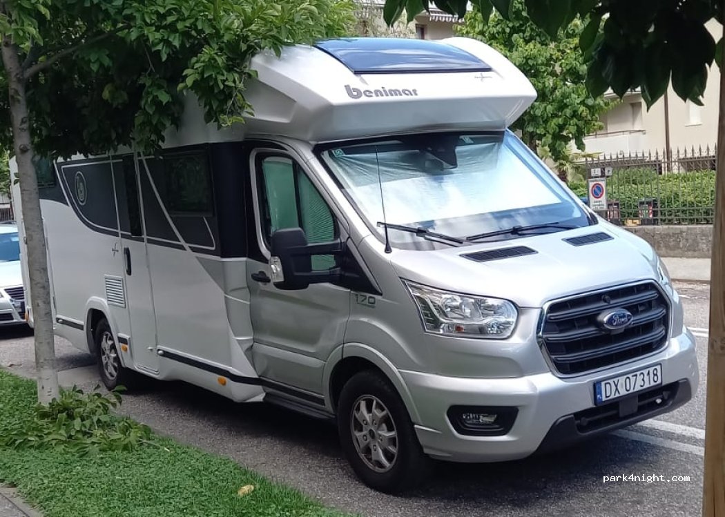 (38066) Riva del Garda - 10 Viale Clementino Vannetti — foto