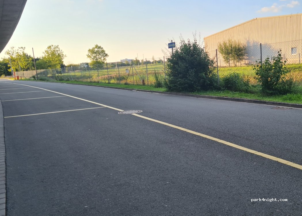 (91074) Herzogenaurach - 4 Adi-Dassler-Straße — foto