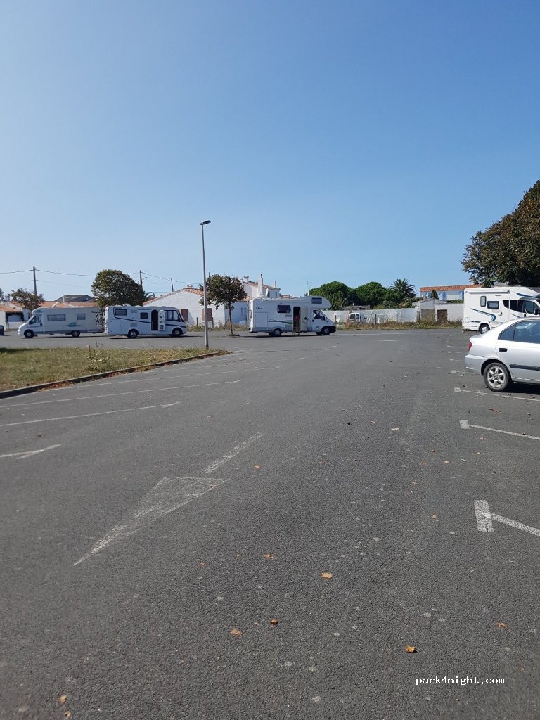 (17650) Saint-Denis-d'Oléron - 7 Rue du Stade — foto 3