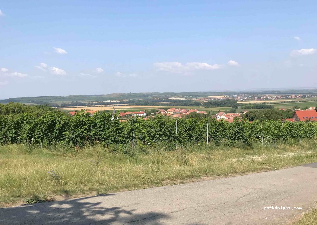 (692 01) Bavory - — foto 3