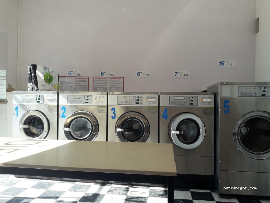 (84390) Sault - 677 Chemin des Amandiers — foto