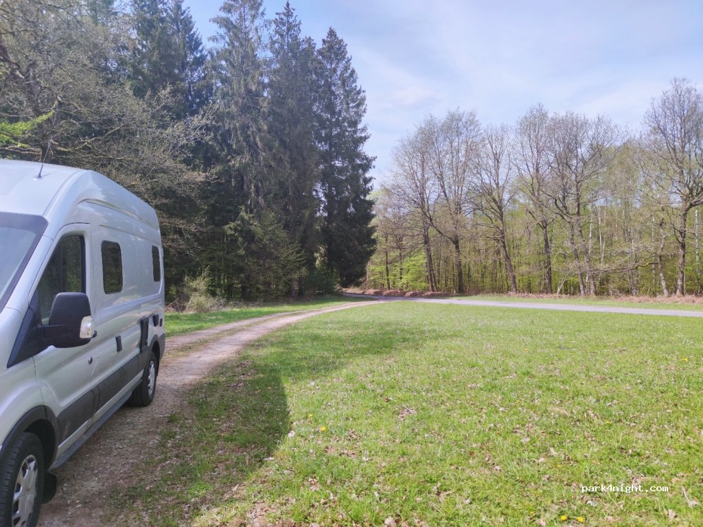 (08140) Villers-Cernay - Unnamed Road — foto 3