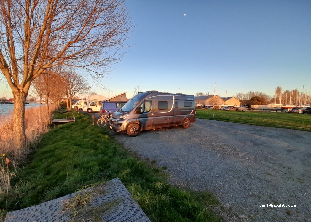 (8721GJ) Warns - Op 'e Wâl 12 — foto 2