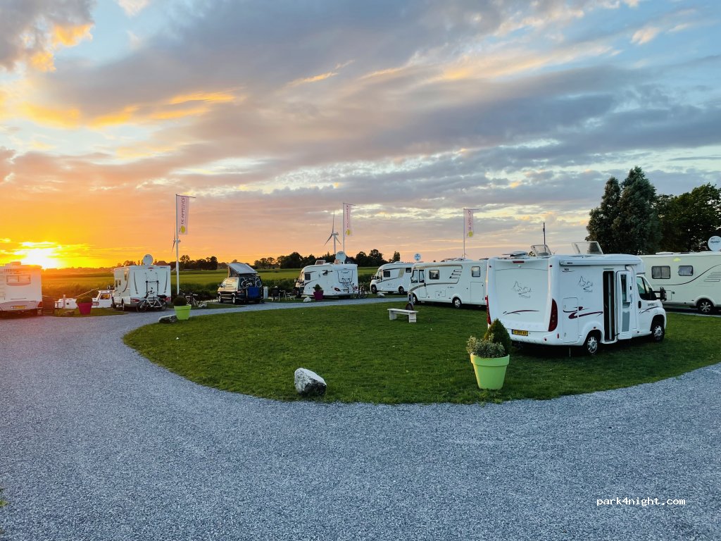 Camperplaats en Jachthaven De Appelhof — foto