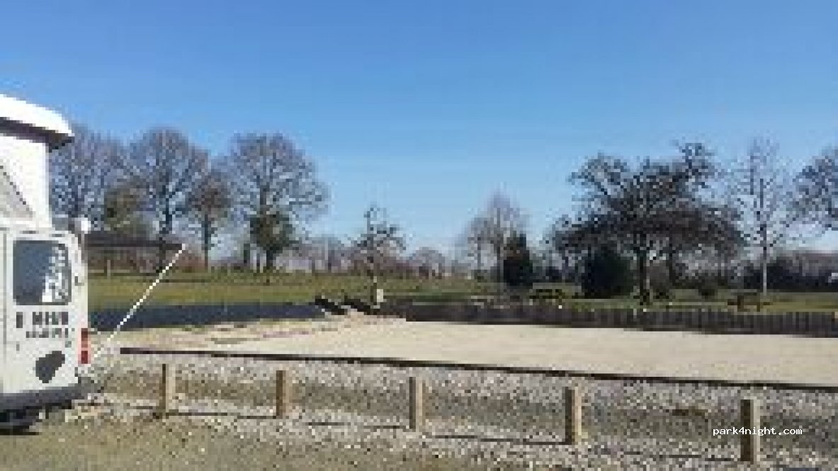 (61220) Saires-la-Verrerie - Le Bas Bourg — foto 2