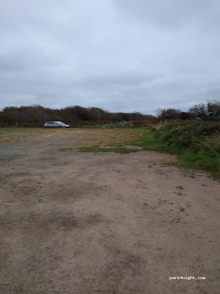 (SA70 7SD) Lydstep - Pembrokeshire Coast Path — foto