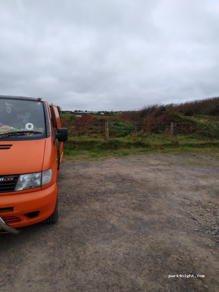 (SA70 7SD) Lydstep - Pembrokeshire Coast Path — foto 2