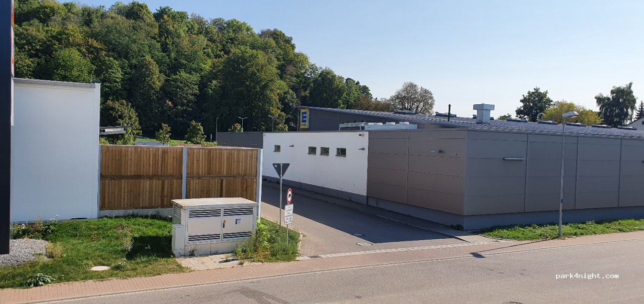 (79341) Kenzingen - 4 Feuerwehrweg — foto 2
