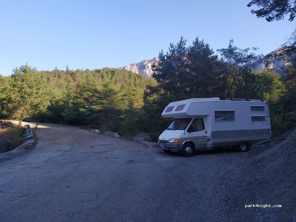 (06470) Villeneuve-d'Entraunes - D2202 — foto