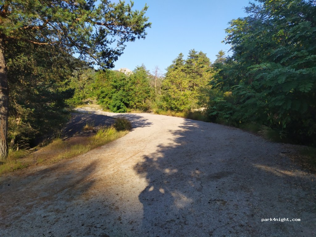 (06470) Villeneuve-d'Entraunes - D2202 — foto 3