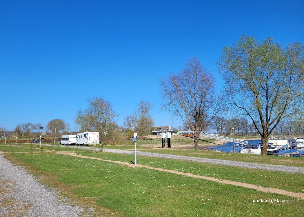 () Giesbeek - Rhedense Veerweg — foto 4