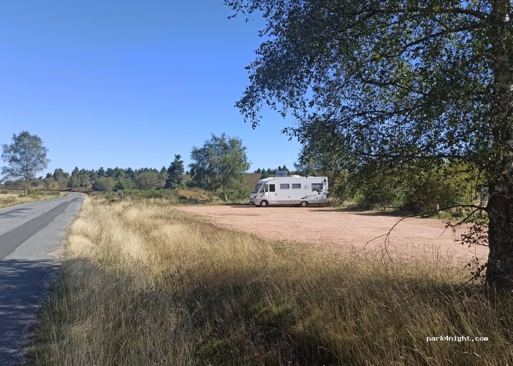 (42370) Saint-Rirand - D478 — foto