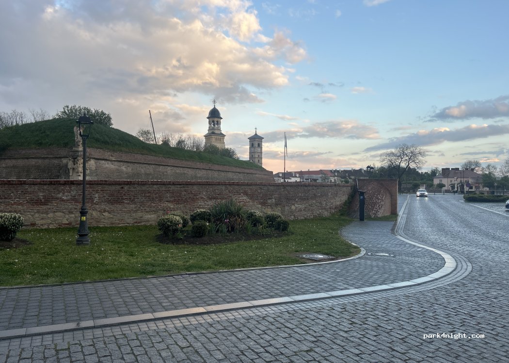 (510009) Alba Iulia - 35 Strada Aurel Vlaicu — foto 3