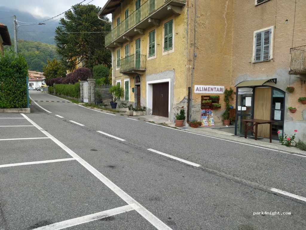 (13821) Bianco - 34 Frazione Bianco — foto