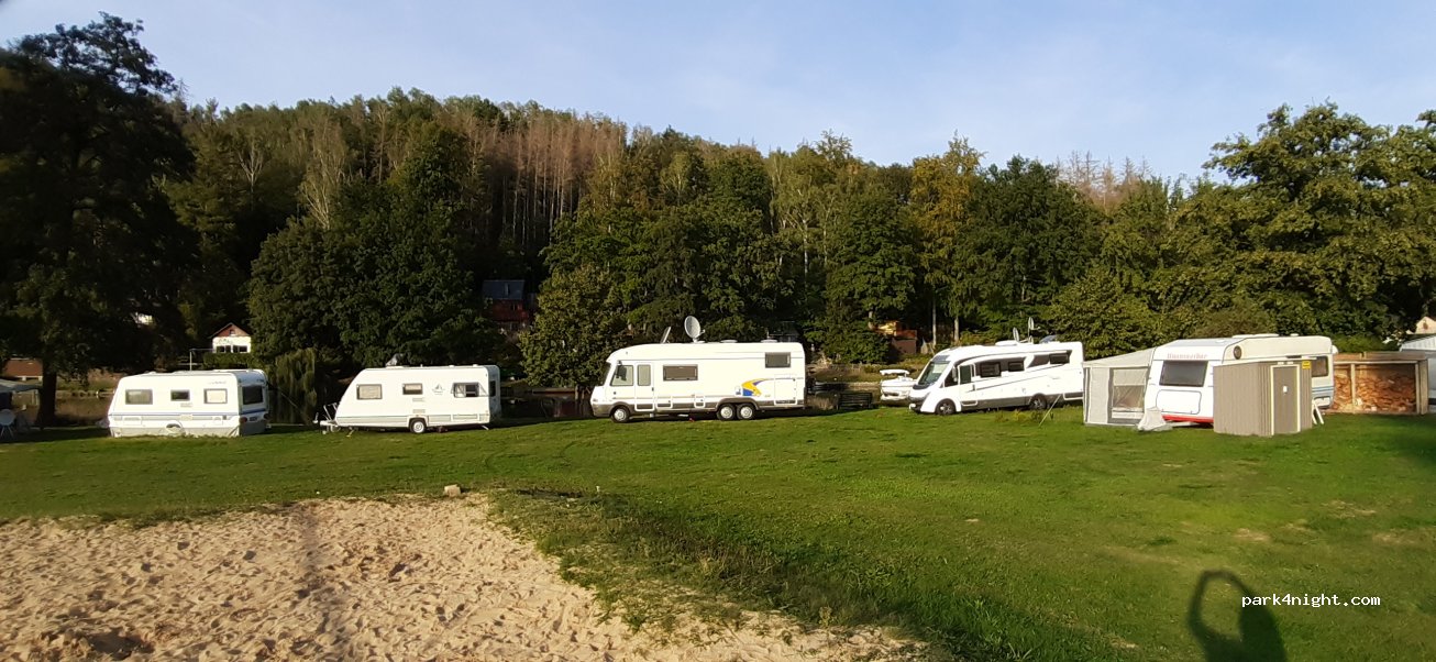 Campingplatz Mittweidaer Aue, Auenblickstraße — foto