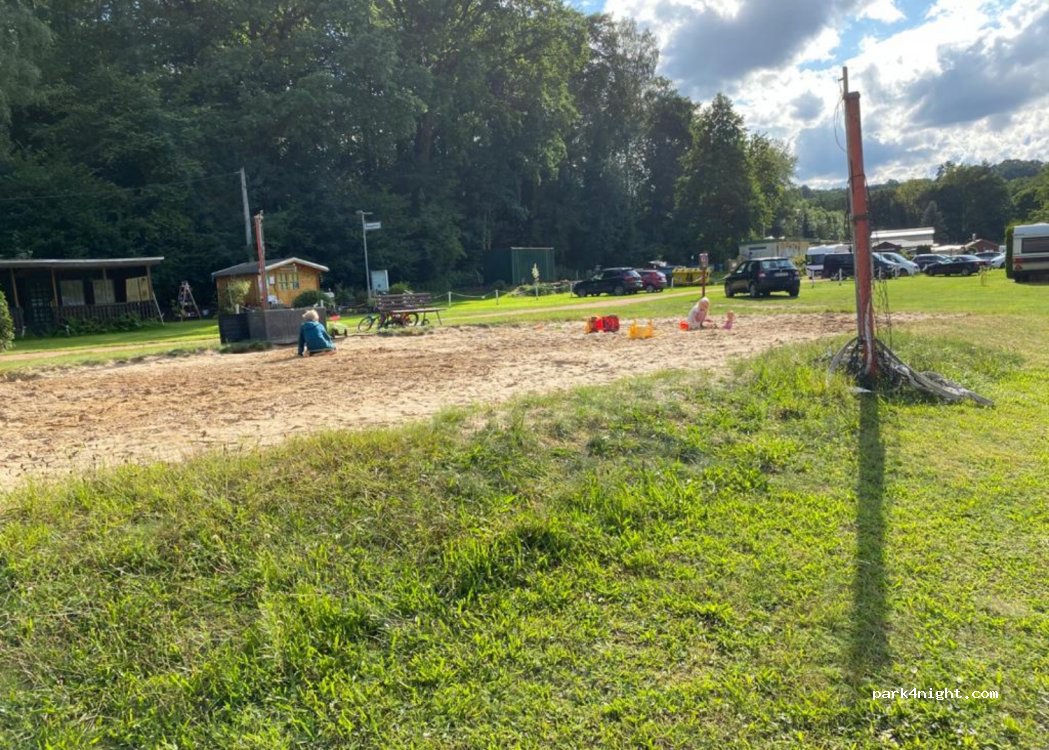 Campingplatz Mittweidaer Aue, Auenblickstraße — foto 2