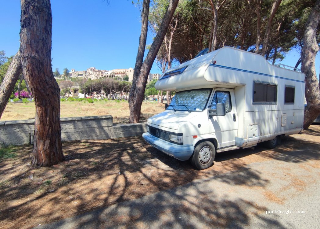 (89861) Tropea - Via Baeumer E. — foto 2
