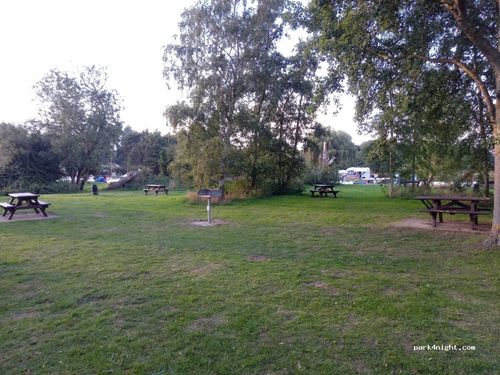 (NR14 6EZ) Loddon - 12 Bridge Street — foto 4