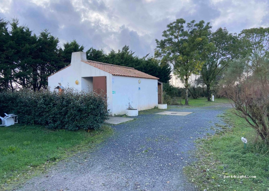 Camping Municipal Les Rouches — foto 4