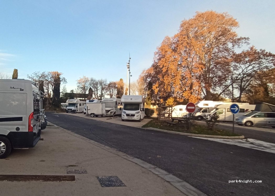 L'aire de stationnement pour Camping-Cars de Sauclières — foto 3