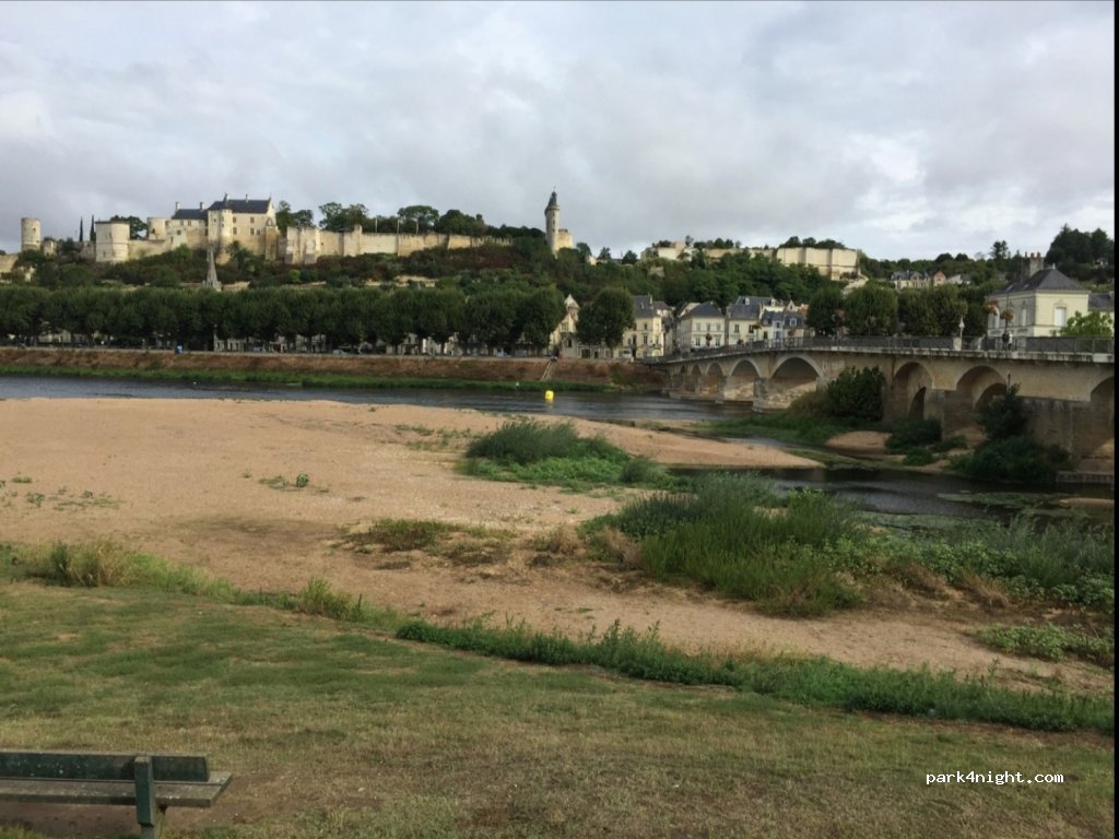 (37500) Chinon - 13a Quai Danton — foto 3
