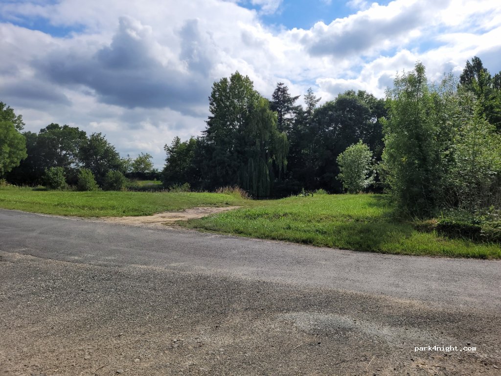 (49630) Mazé-Milon - Pré de la Cure — foto 2