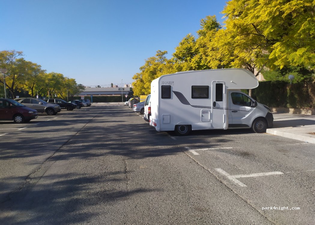(03005) Alicante (Alacant) - 4 Calle Hondón de los Frailes — foto 4