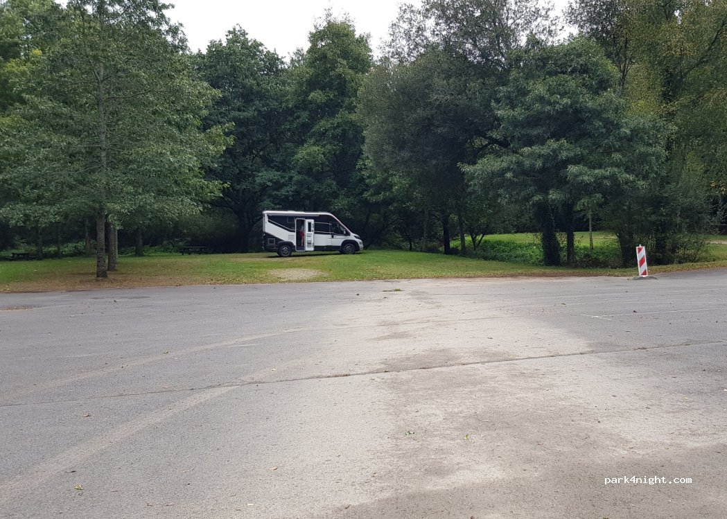 (56500) Saint-Allouestre - D123 — foto 4