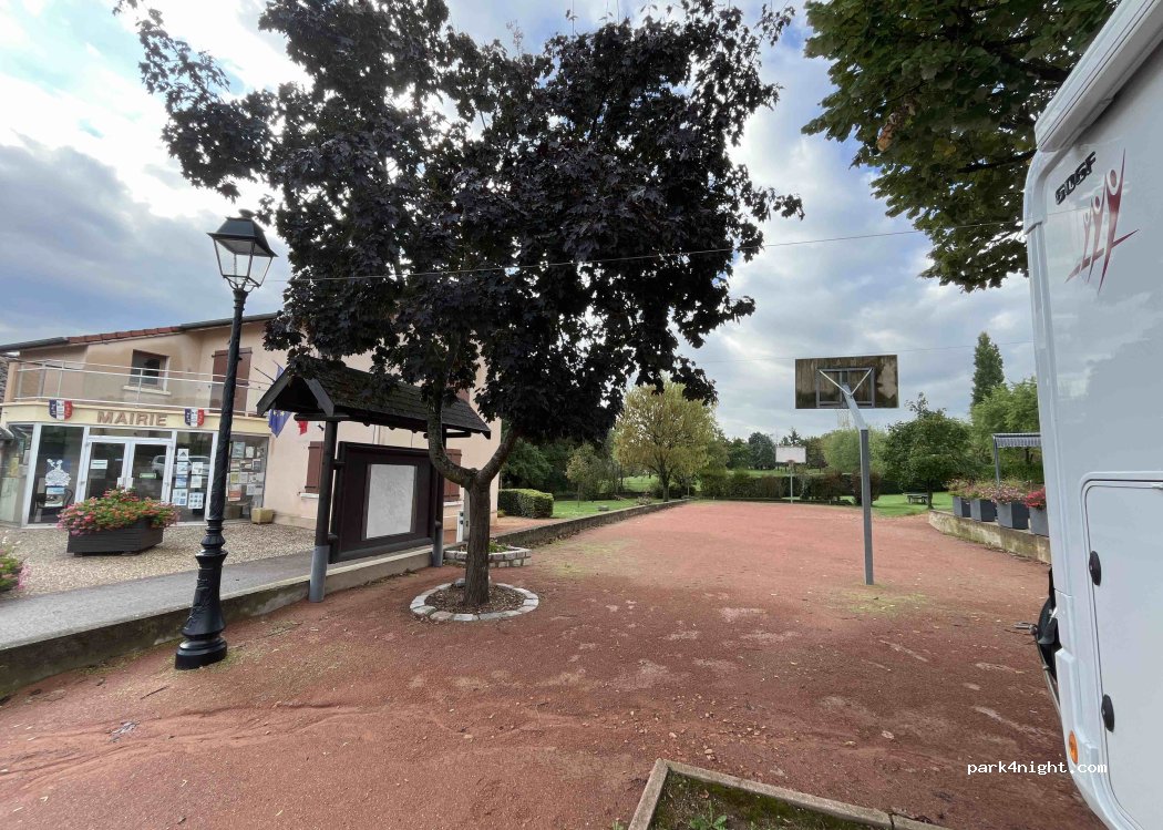 (42120) Parigny - 683 Rue de l'Étang — foto