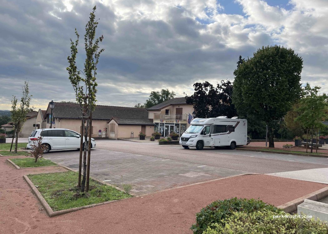 (42120) Parigny - 683 Rue de l'Étang — foto 2