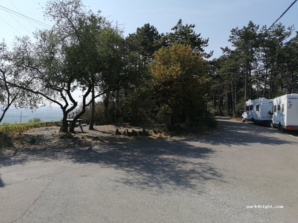 (21190) Volnay - 1 Sur Roches — foto