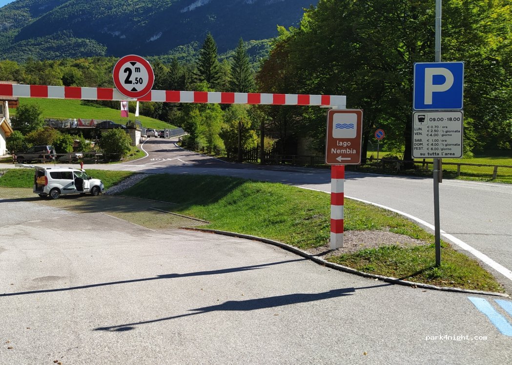 (38078) San Lorenzo in banale - 2 SS421 — foto