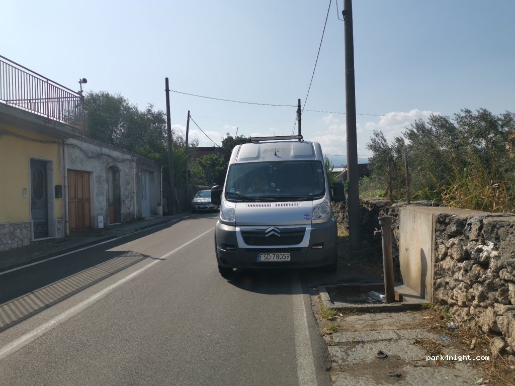 (95011) Pasteria-Lapide - 132 Strada Provinciale 186 — foto