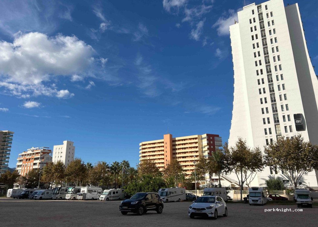 (03710) Calpe - 2 Calle Teulada — foto 2