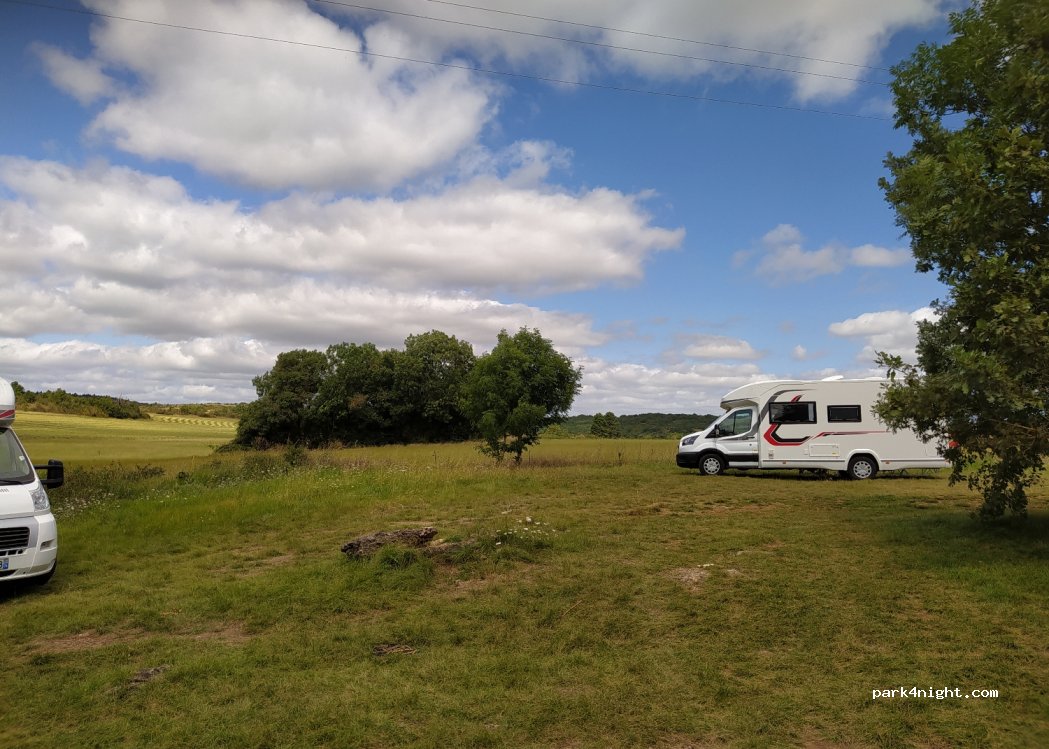 (12250) Viala-du-Pas-de-Jaux - D23 — foto