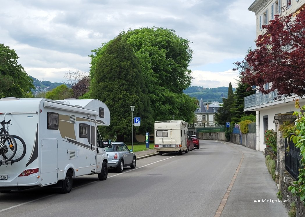 (1814) La Tour-de-Peilz - 2 Place du Four — foto 3