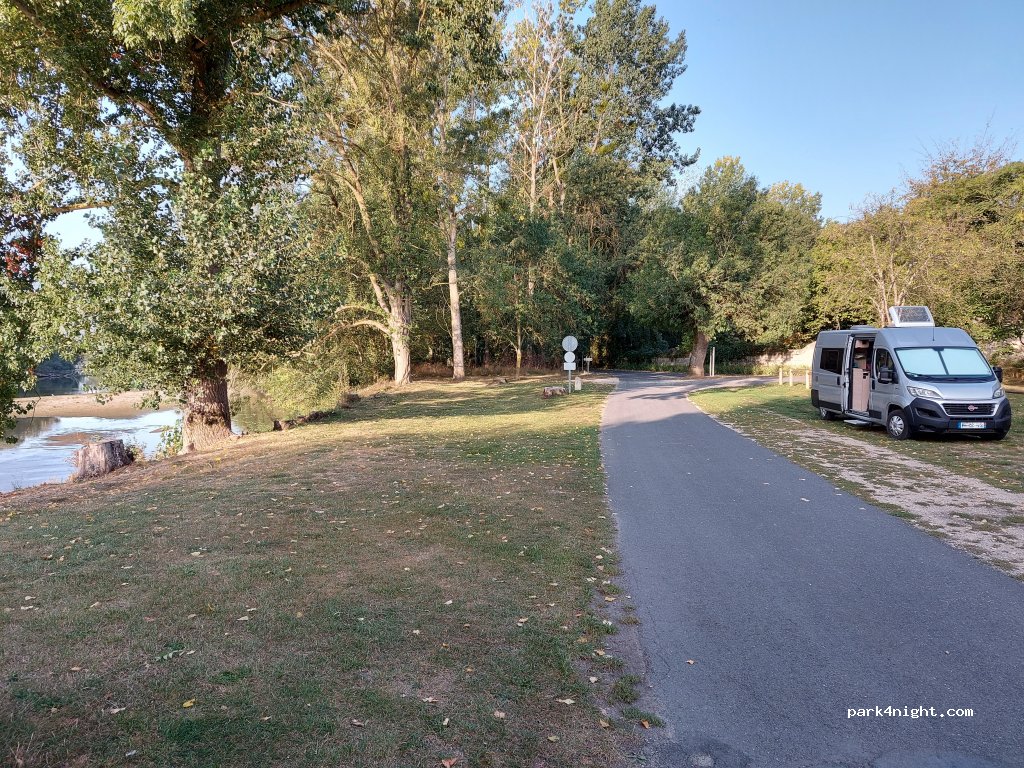 (37140) chouzé-sur-Loire - Quai des Sarrazins — foto 2
