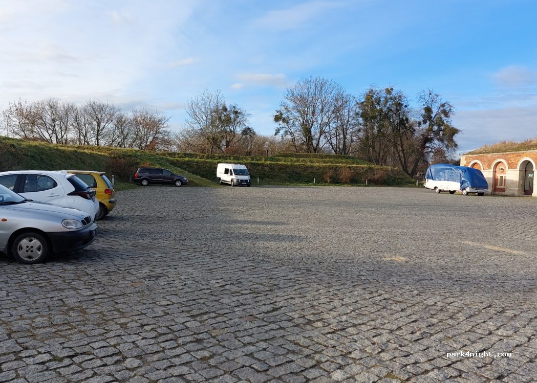(22-400) Zamość - 1 Akademicka — foto 3