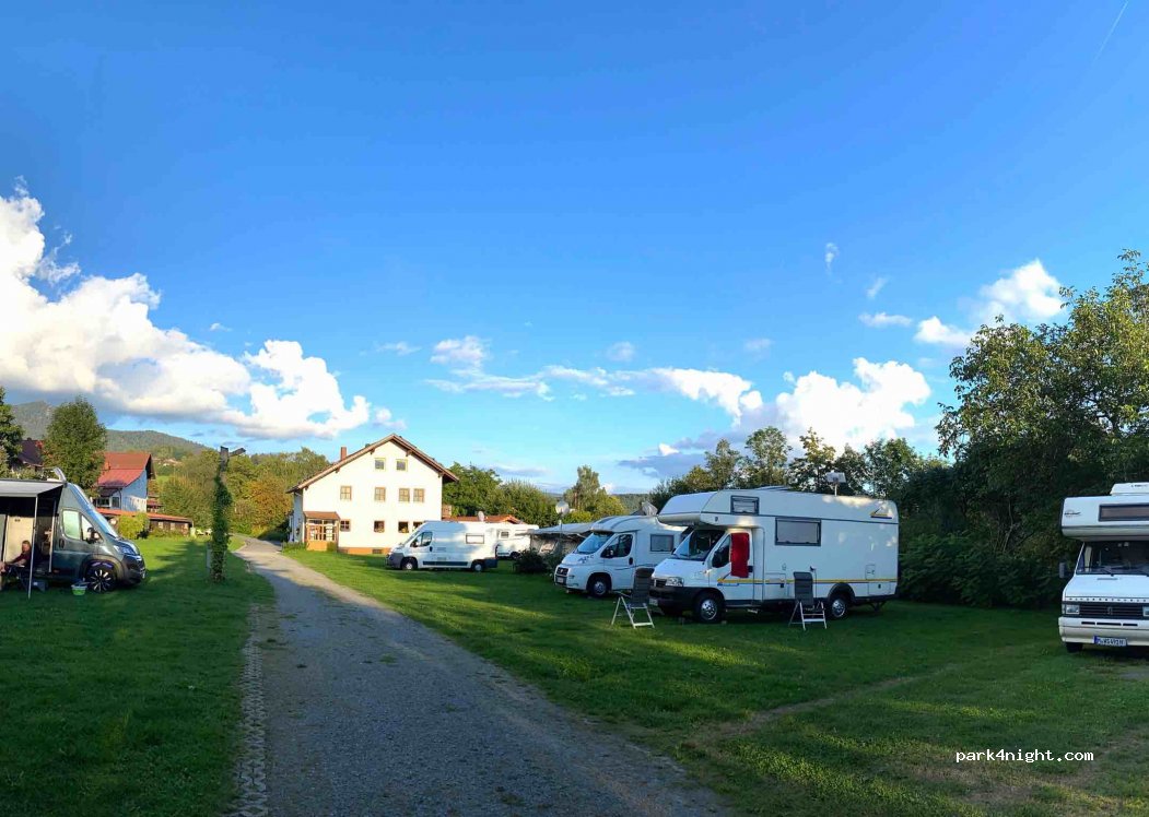 Campingplatz am Fuße des Ossers — foto 4