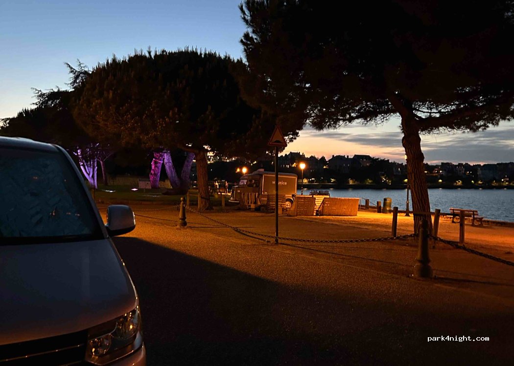 (35800) Dinard - 3 Avenue de la Vicomte — foto 2