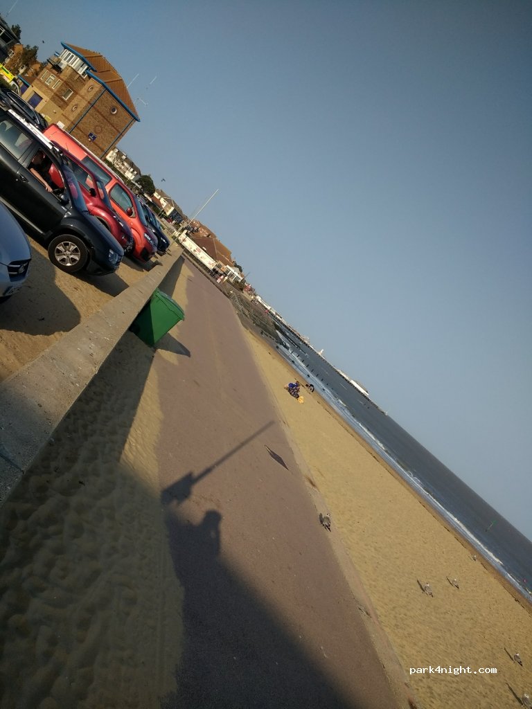 (CO15 1XY) Clacton-on-Sea - 55 Hastings Ave — foto 2