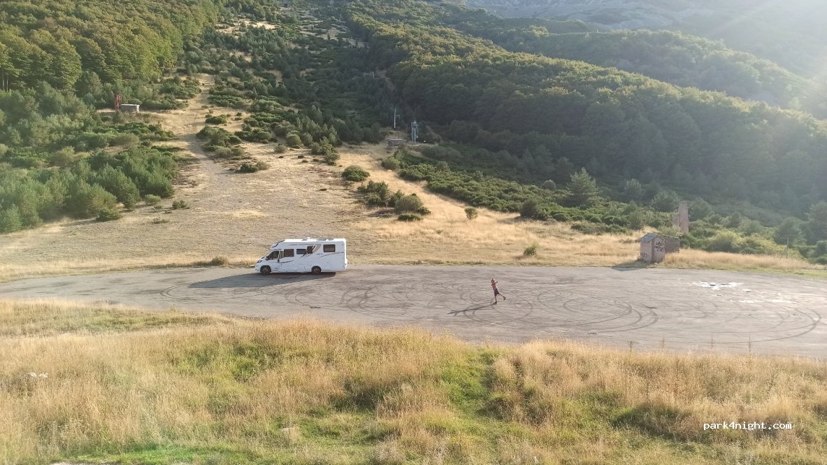 (09199) Pineda de la Sierra - Unnamed Road — foto